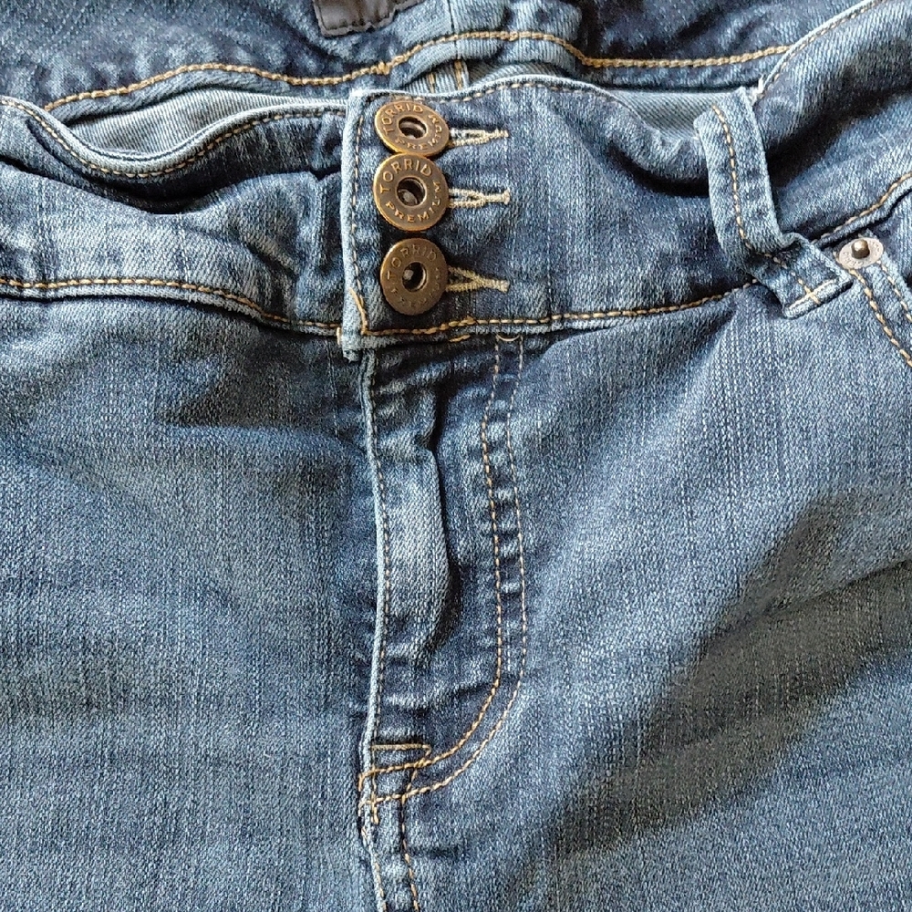 Torrid Dark Blue Skinny Jeans - Picture 4 of 7